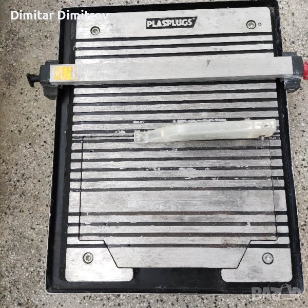 Машина за мокро и сухо рязане, снимка 1