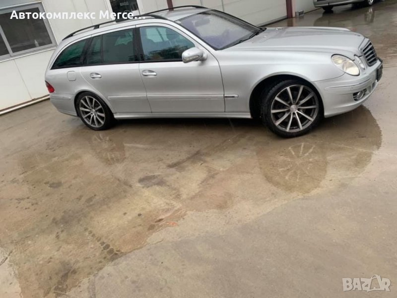 Mercedes E500 4MATIC, снимка 1