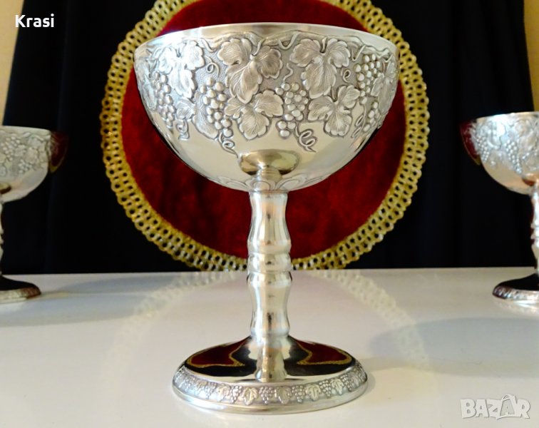 Посребрена медна чаша за вино,бокал,лози,грозде. , снимка 1