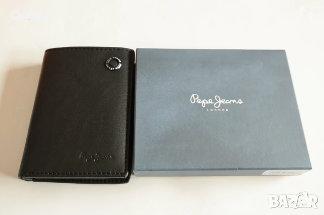 Pepe Jeans малък вертикален портфейл, снимка 6 - Портфейли, портмонета - 54181690