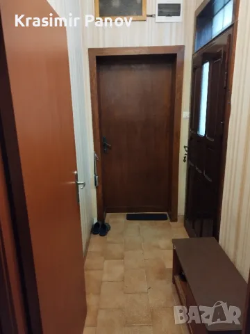 Първи етаж от дву етажна къща Лозенец, София, снимка 3 - Етаж от къща - 49693755