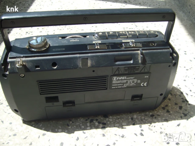 Радиокасетофон First Austria, снимка 3 - Радиокасетофони, транзистори - 51166425