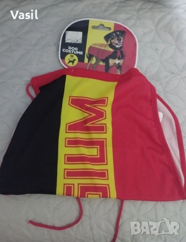 Дреха за куче на Белгия