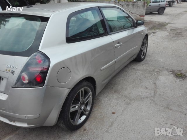 Fiat Stilo 2.4 20v на части, снимка 4 - Автомобили и джипове - 30691642