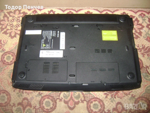 Лаптоп Medion P6630 - 15.6 LED, Core i3, 4 GB RAM, 640 GB HDD, снимка 8 - Лаптопи за дома - 54089982