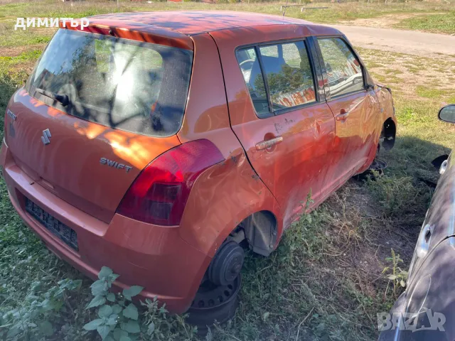 Suzuki Swift 1.3 I НА ЧАСТИ сузуки суифт 1.3 бензин key less, снимка 6 - Автомобили и джипове - 47454347