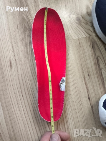 Много леки маратонки FILA, снимка 7 - Маратонки - 51853817