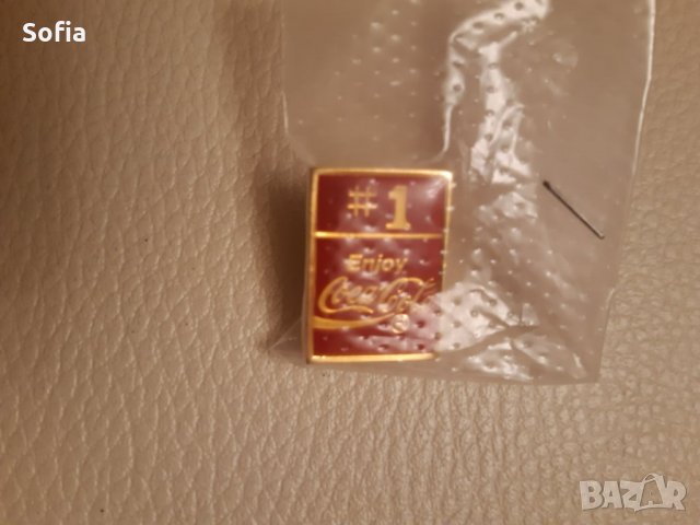 Кока Кола Колекция /Coca-Cola/Значки 16 модела от 90-те и, снимка 2 - Колекции - 31969165