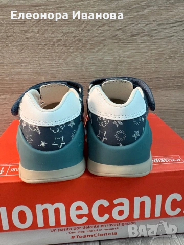 Бебешки сандалки на Biomechanics, снимка 6 - Детски сандали и чехли - 54345962