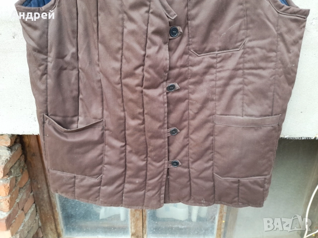 Стар ватиран елек, снимка 4 - Други ценни предмети - 52949477