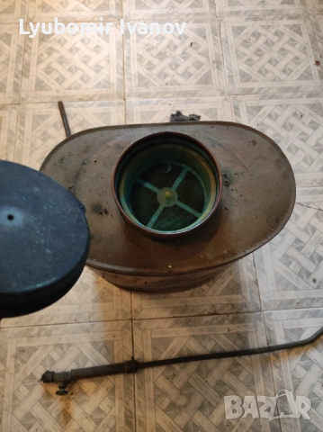 Стари медни пръскачки, снимка 8 - Антикварни и старинни предмети - 52632037