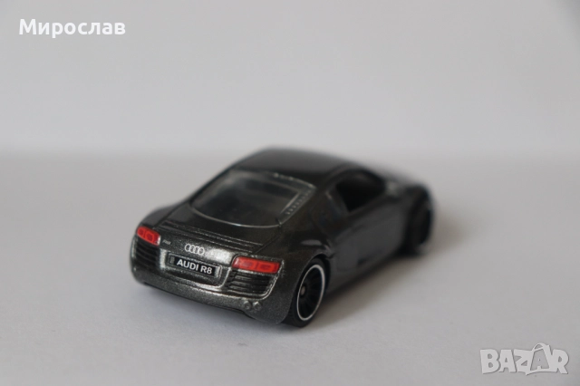 1/64 MATCHBOX AUDI R 8 КОЛИЧКА МОДЕЛ, снимка 5 - Колекции - 52919181
