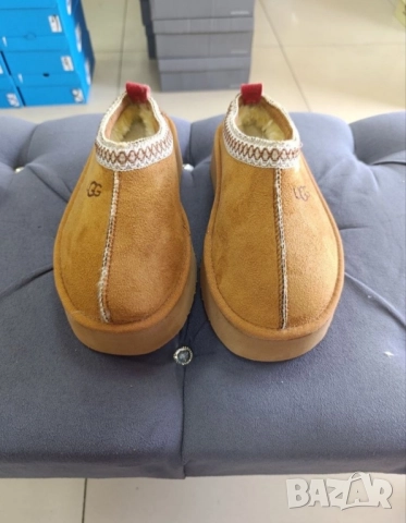пантофи UGG, снимка 5 - Пантофи - 51960709