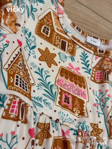 Приказна детска зимна рокля с невероятен принт, снимка 4 - Детски рокли и поли - 46421302