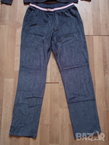 Плюшен екип , снимка 5 - Спортни екипи - 42840263