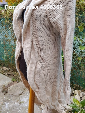 ръчно изработена жилетка с качулка, снимка 4 - Жилетки - 52117002