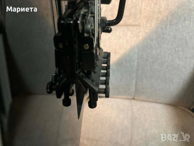 Електрическа Китара Jackson JS32 King V AH Black with White Bevels, снимка 3 - Китари - 54090249