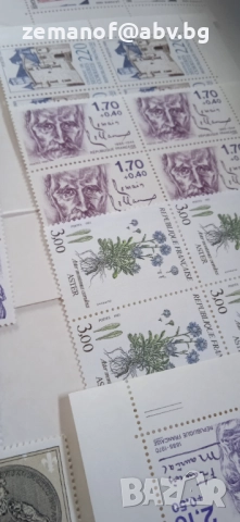 Блокове  Франция 34 бр по 4 марки- 80 г, снимка 4 - Филателия - 52589908