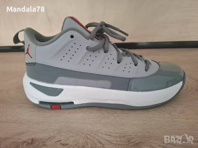 Продавам нови оригинални мъжки маратонки Nike Jordan Max Aura 7. 