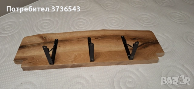 Масивен дървен рафт за стена с 3 метални конзоли