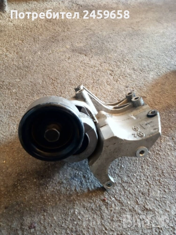 Малка и голяма обтяжна ролка за Киа Соренто 2.5 CRD - 140 к.с. , снимка 2 - Части - 52060975