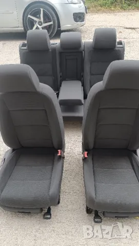 • Продавам сив платен салон за Голф 5 и други. Имам и ОРИГИНАЛЕН черен кожен GTI салон за голф 5, снимка 2 - Части - 50140267