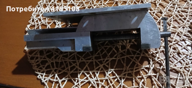 Професионално прецизно менгеме от лят алуминий , снимка 3 - Менгемета - 52474940