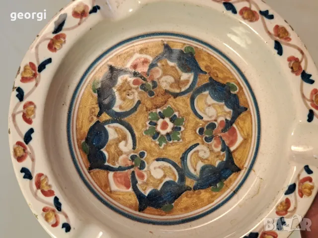 холандски пепелник Makkum  24/6, снимка 2 - Други стоки за дома - 49602066