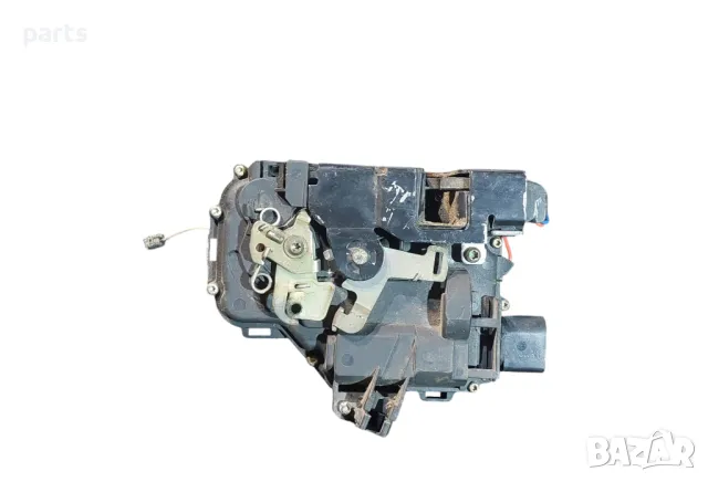 Задна Дясна Брава - Ключалка VW Пасат 5 N:83 (2)