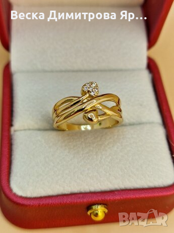 Красиви дамски пръстени медицинска стомана с18 каратово златно покритие , снимка 8 - Пръстени - 44566356