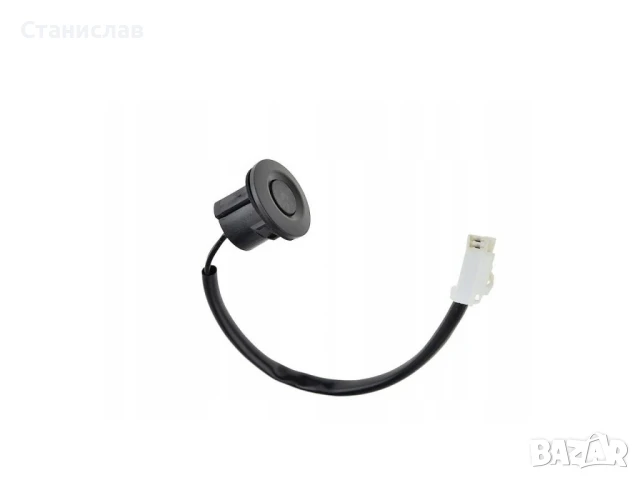 Бутон за отваряне на багажник Mazda 3