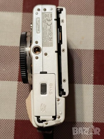 Безогледално тяло Olympus PEN E- PL7 + светкавица, снимка 4 - Фотоапарати - 56261300