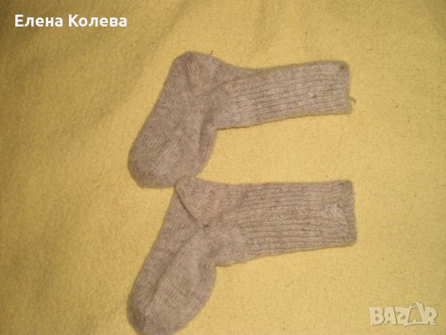 Плетени чорапи и вълнени наколенки, снимка 5 - Дамски чорапи - 34430029