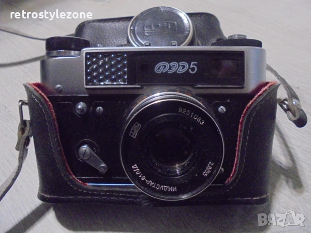 № 8472 Стар фотоапарат FED-5  