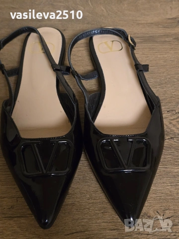 Valentino Garavani дамски обувки от естествена кожа , снимка 2 - Дамски ежедневни обувки - 53892274