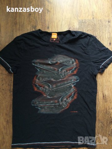 hugo boss orange - страхотна мъжка тениска КАТО НОВА, снимка 4 - Тениски - 36623126