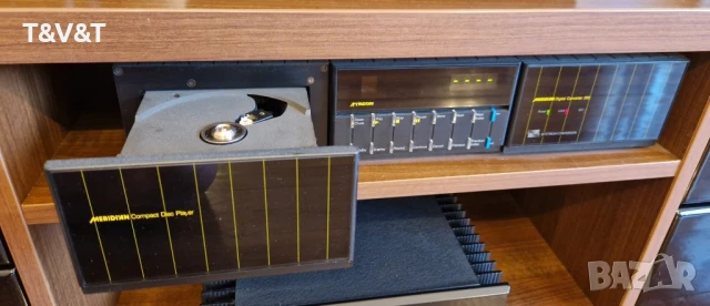 Meridian 200 CD player transport+ Meridian 203 DAC и дистанционно, снимка 3 - Аудиосистеми - 50998809