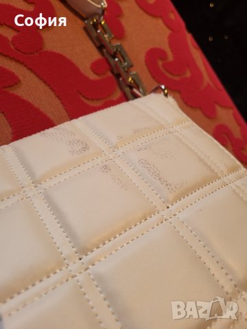 Бяла чанта, снимка 7 - Чанти - 40117975
