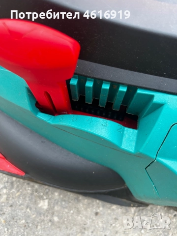 Акумулаторна косачка Bosch rotak 430li, снимка 8 - Градинска техника - 51994991