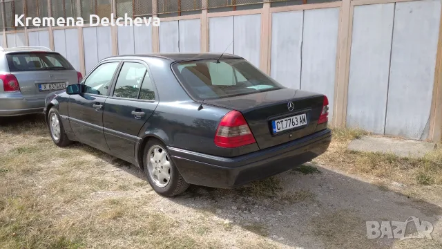 Продавам Мерцедес с 180, снимка 2 - Автомобили и джипове - 56513397