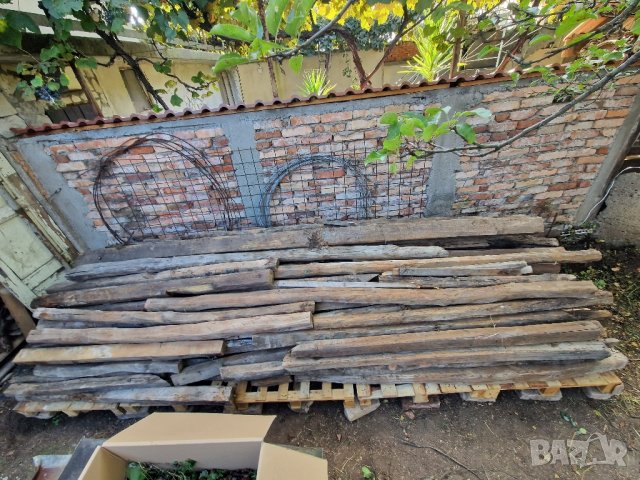 2.5+ кубика сухи дърва за огрев, греди от покрив, снимка 4 - Дърва за огрев - 42378822