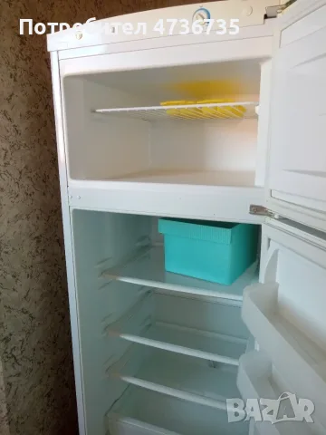 Хладилник с горна камера 