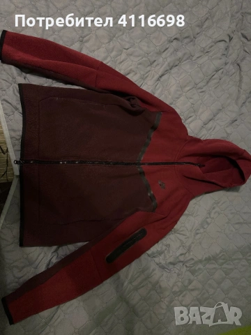 Nike tech fleece червен