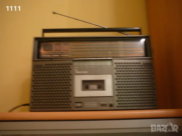 ITT RC-5000, снимка 4 - Ресийвъри, усилватели, смесителни пултове - 47517140