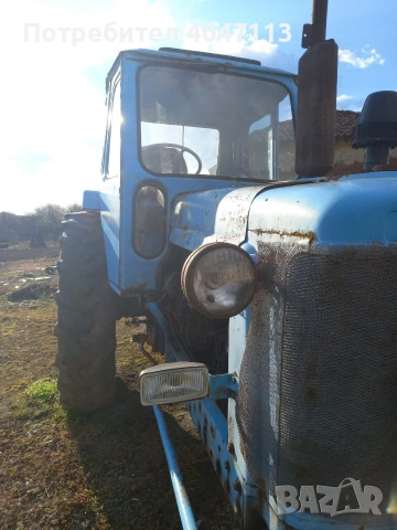 Продавам трактор ЮМЗ-6L,плуг ,и чизел 3.20(култиватор). 