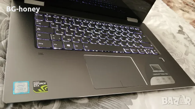 15,6" Lenovo Yoga 