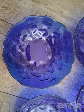 Синьо стъкло 6 бр. купучки/ на ягоди/
