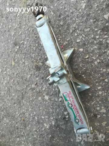 TOYOTA-ORIGINAL JACK-MADE IN JAPAN-ВНОС SWISS 1801251755, снимка 14 - Аксесоари и консумативи - 48730859