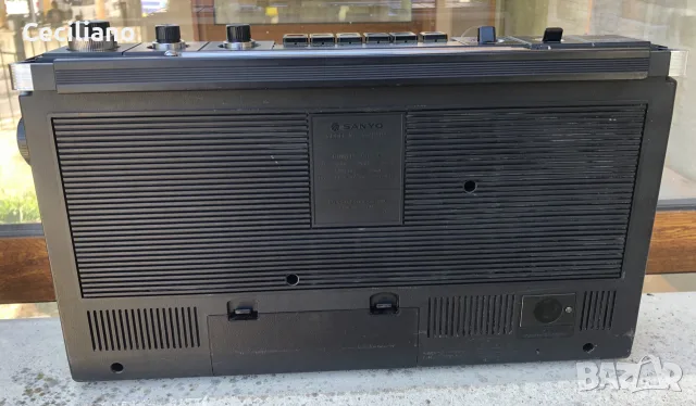 радиокасетофон SANYO M-9930K, снимка 7 - Радиокасетофони, транзистори - 56243514