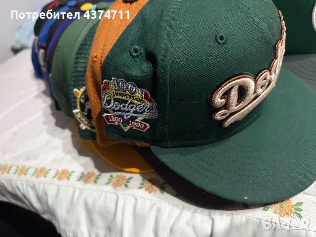 Продавам колекция от шапки New era и  Mitchell and Ness, снимка 8 - Шапки - 55986237